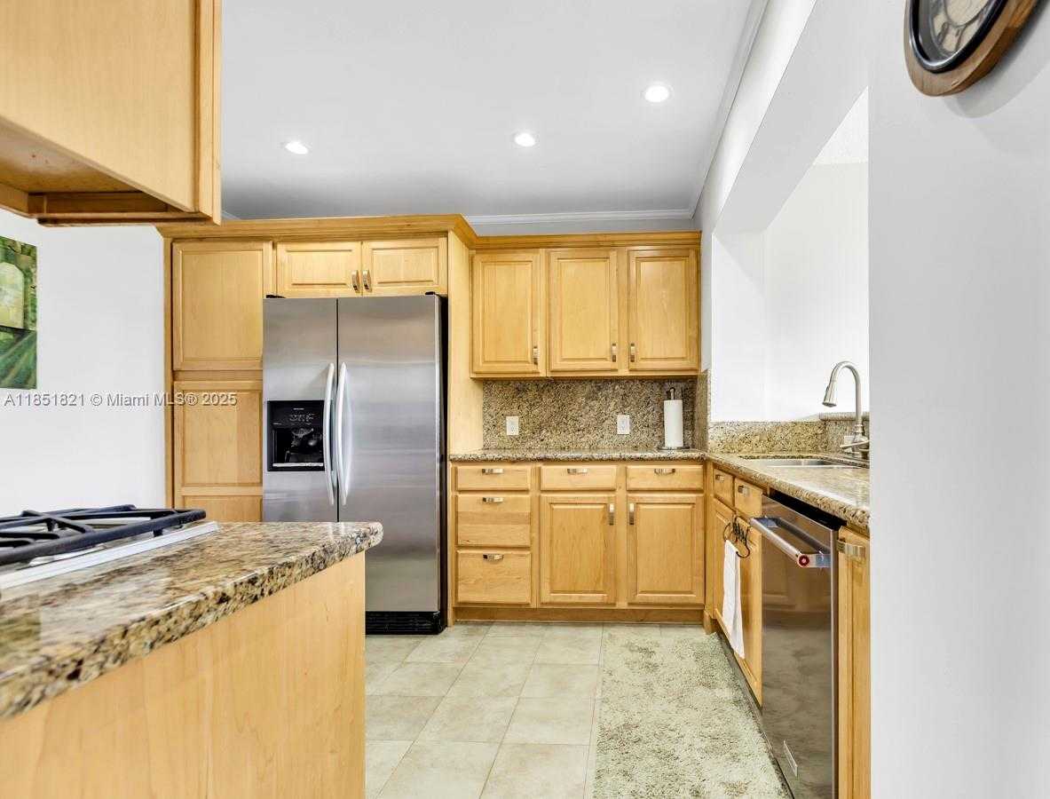 Small Image of 8941 NORTH WEST 25TH CT, Sunrise Number 14