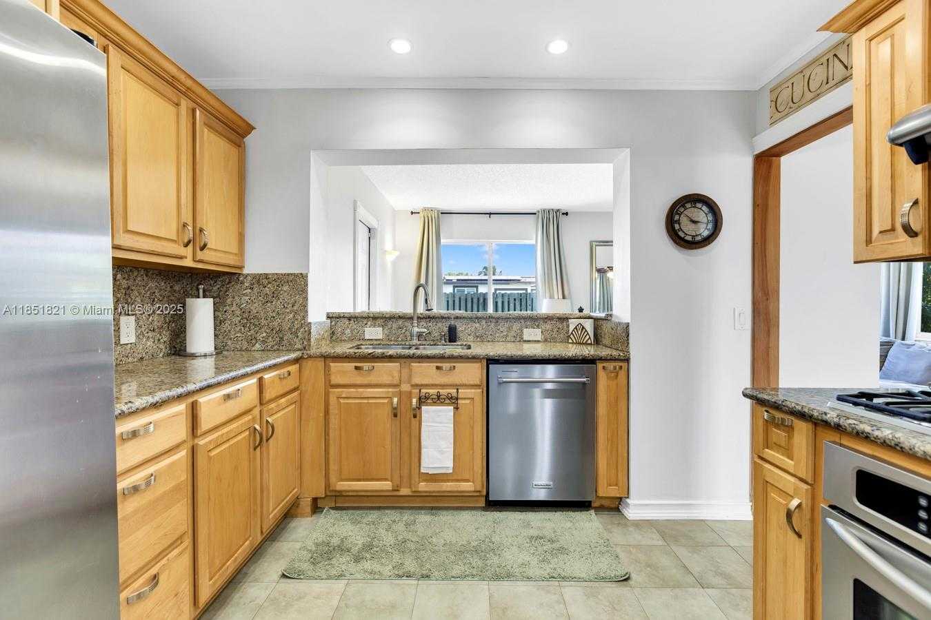 Small Image of 8941 NORTH WEST 25TH CT, Sunrise Number 17