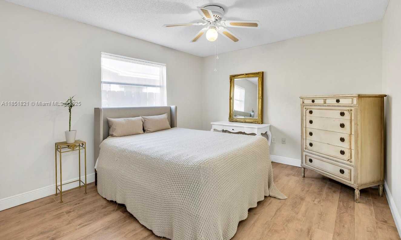 Small Image of 8941 NORTH WEST 25TH CT, Sunrise Number 18
