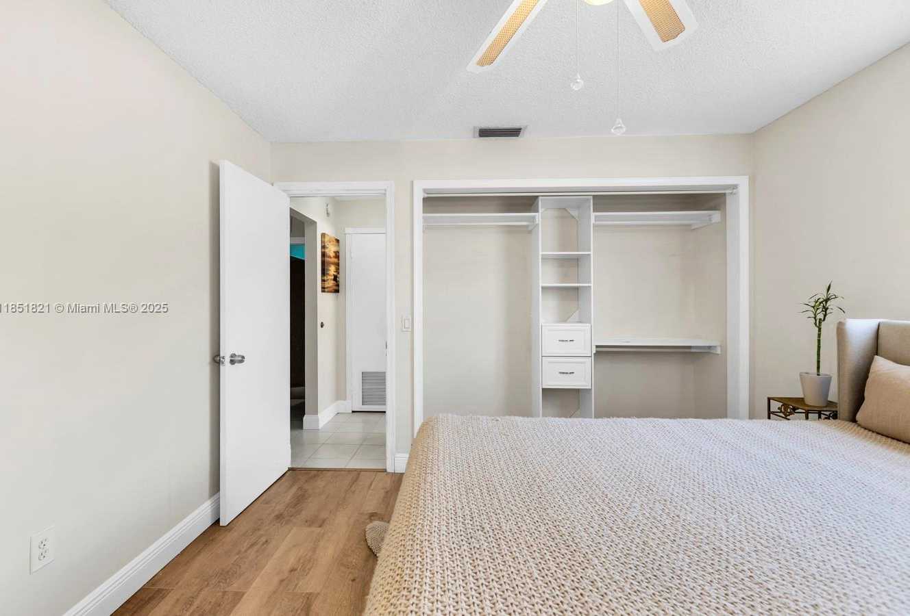 Small Image of 8941 NORTH WEST 25TH CT, Sunrise Number 19