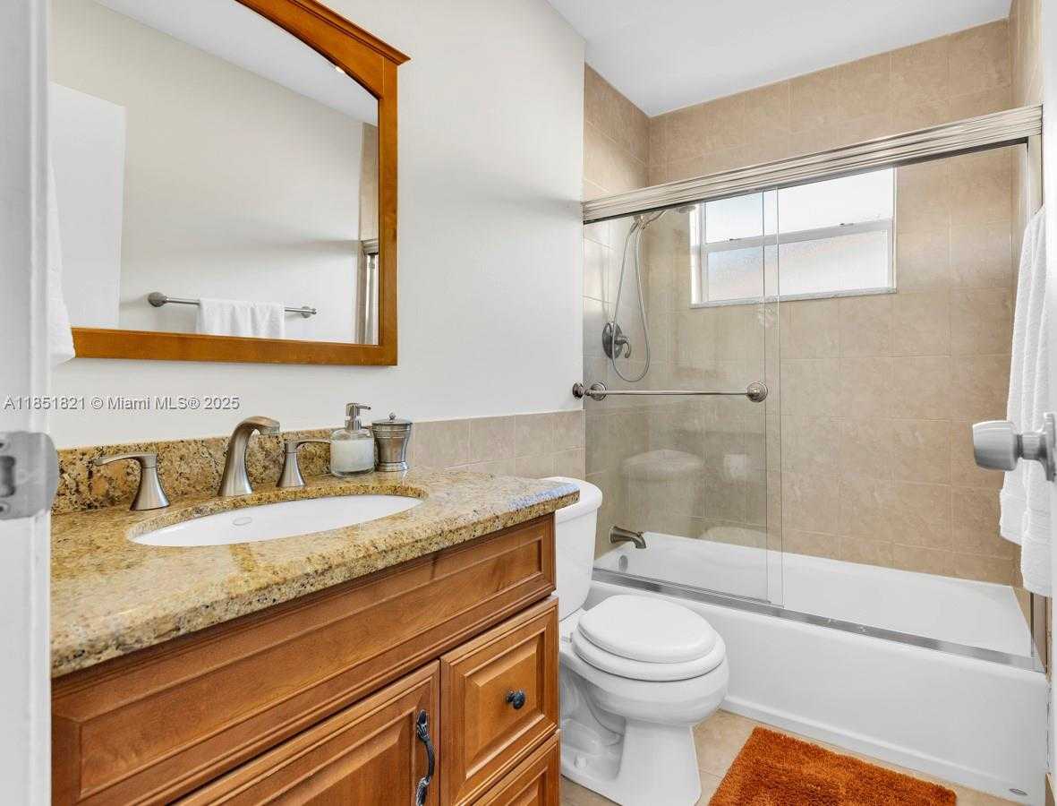 Small Image of 8941 NORTH WEST 25TH CT, Sunrise Number 22