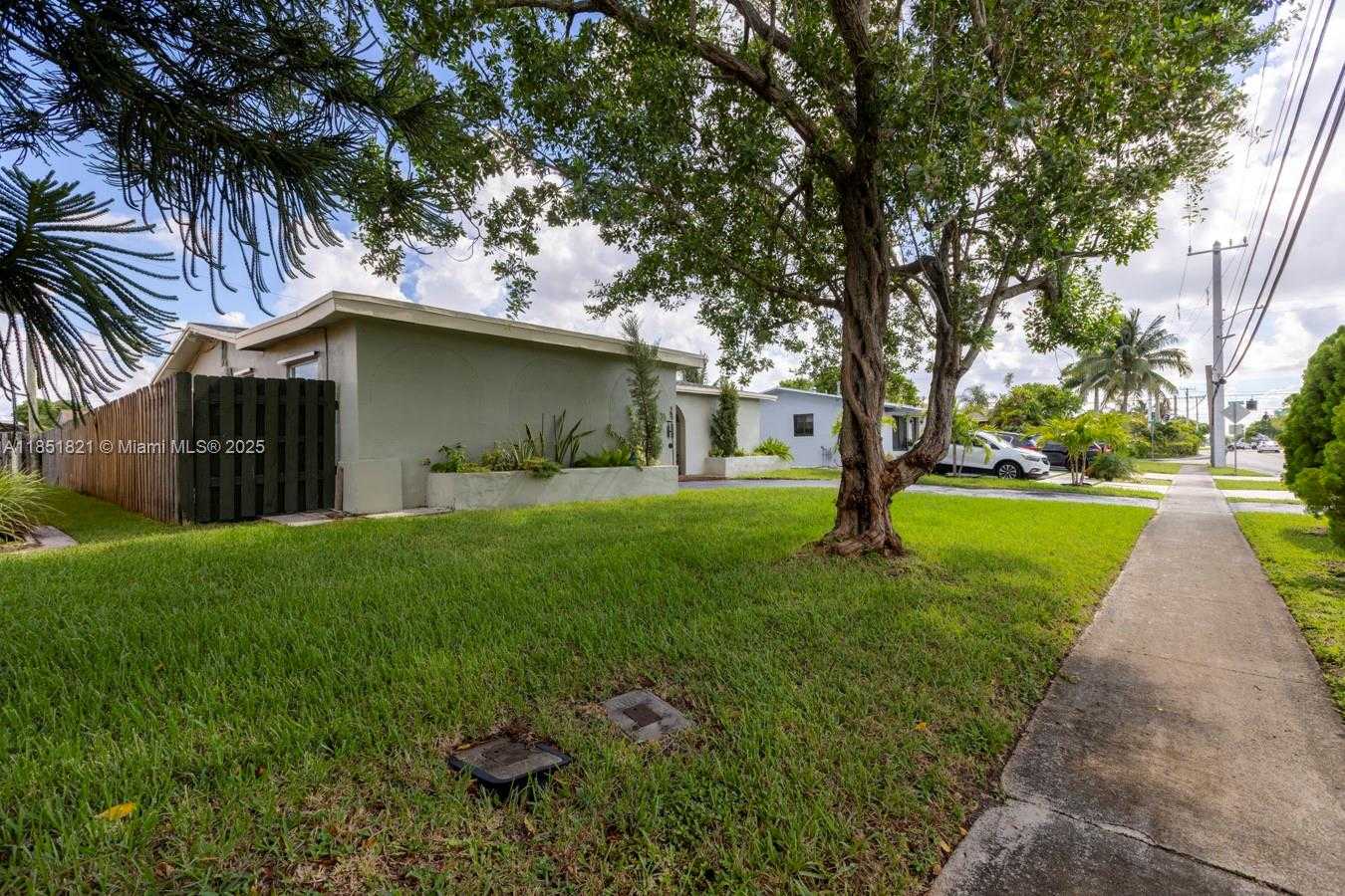 Small Image of 8941 NORTH WEST 25TH CT, Sunrise Number 33