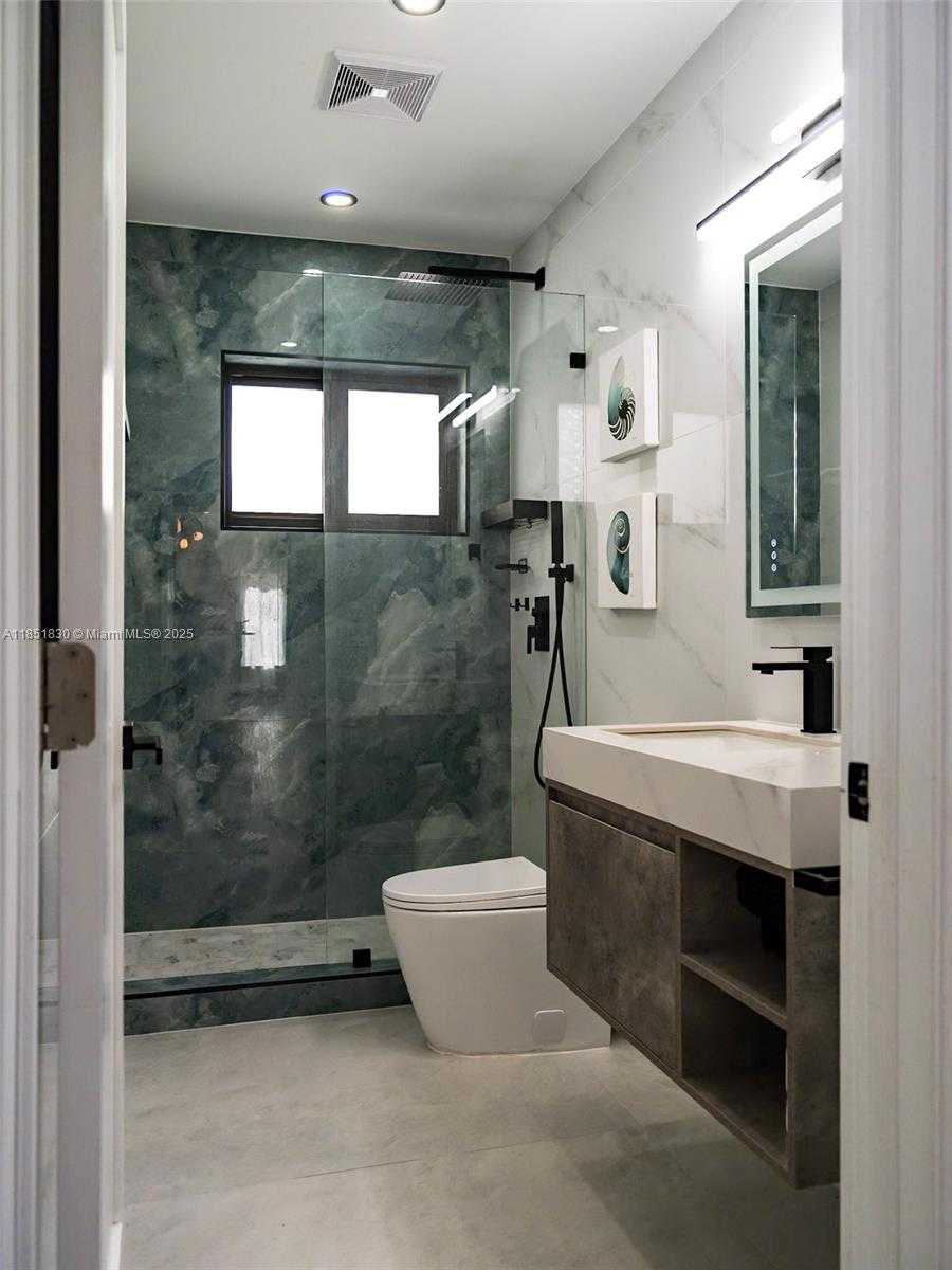 Small Image of 2931 SOUTH WEST 117TH AVE, Miami Number 19