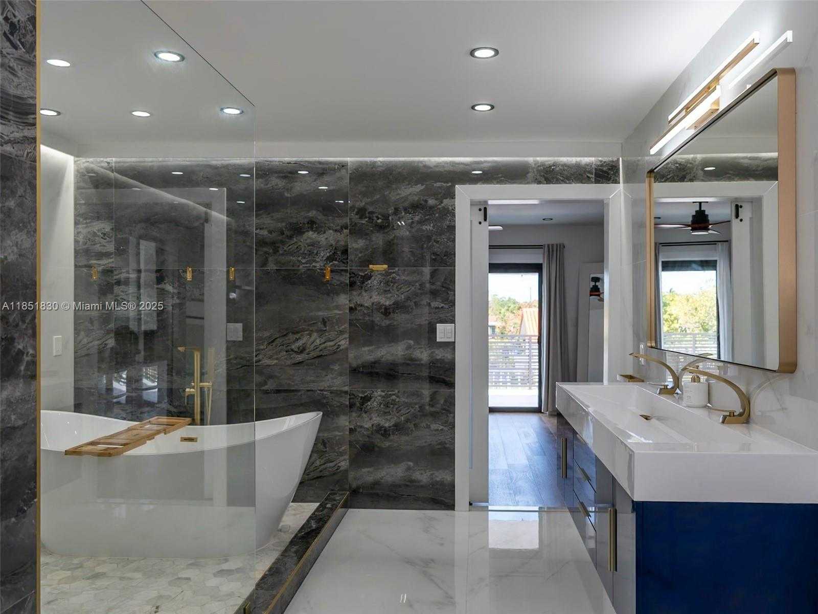 Small Image of 2931 SOUTH WEST 117TH AVE, Miami Number 24