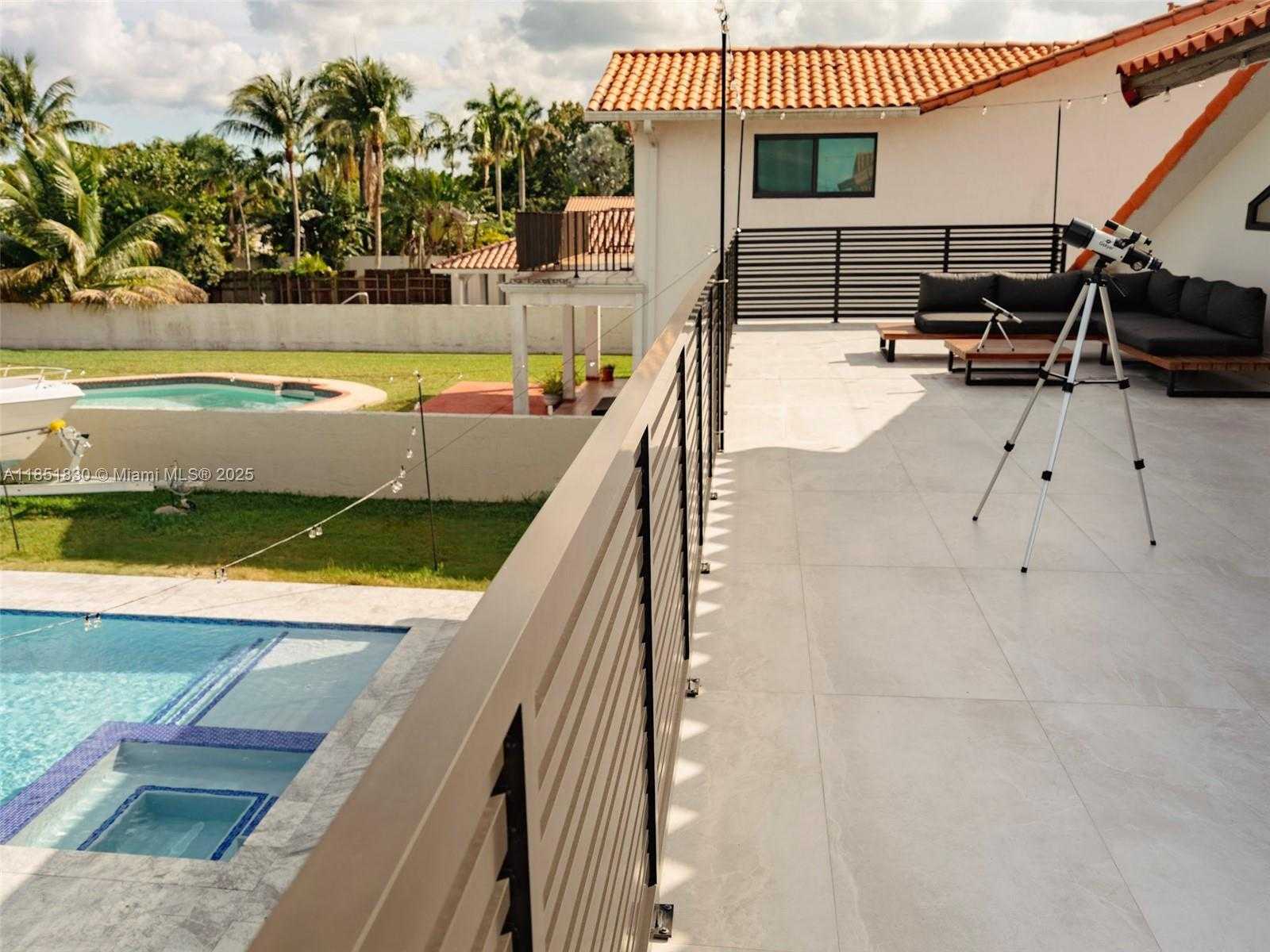 Small Image of 2931 SOUTH WEST 117TH AVE, Miami Number 46