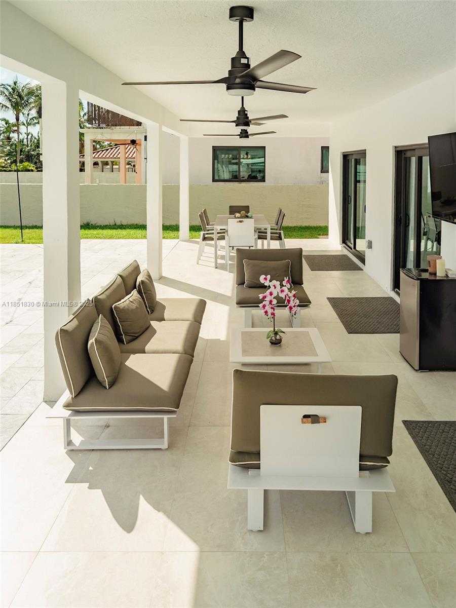 Small Image of 2931 SOUTH WEST 117TH AVE, Miami Number 48