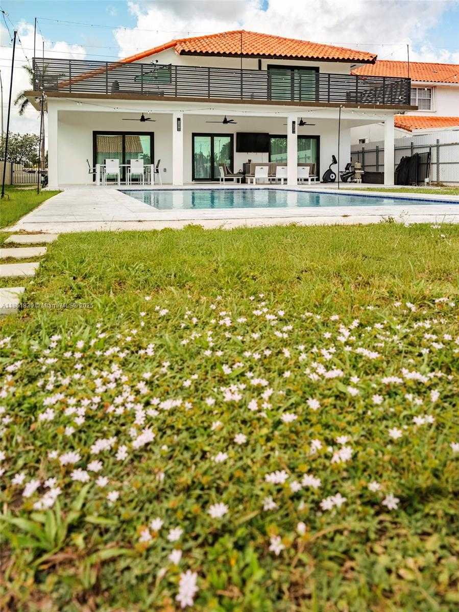 Small Image of 2931 SOUTH WEST 117TH AVE, Miami Number 55
