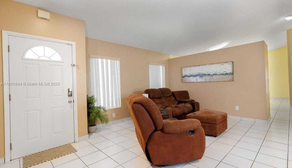 Small Image of 18446 NORTH WEST 21ST STREET, Pembroke Pines Number 11