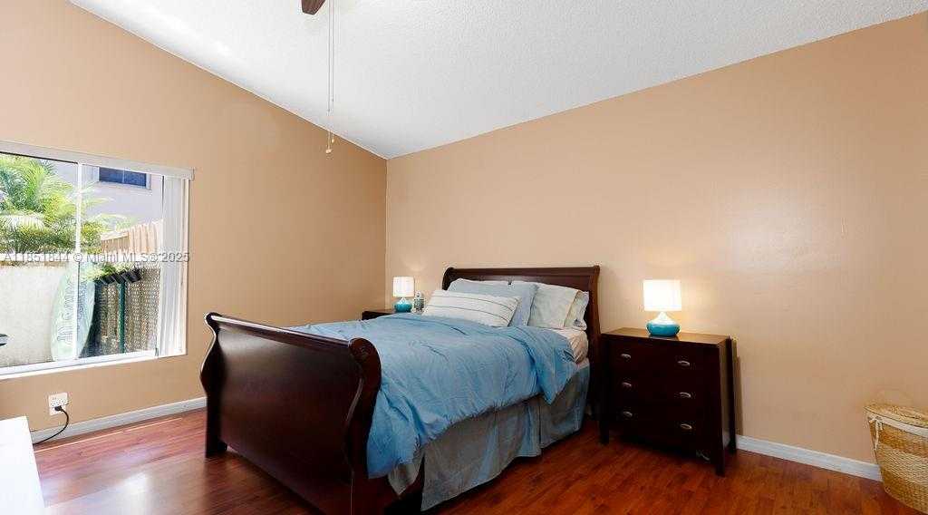 Small Image of 18446 NORTH WEST 21ST STREET, Pembroke Pines Number 13