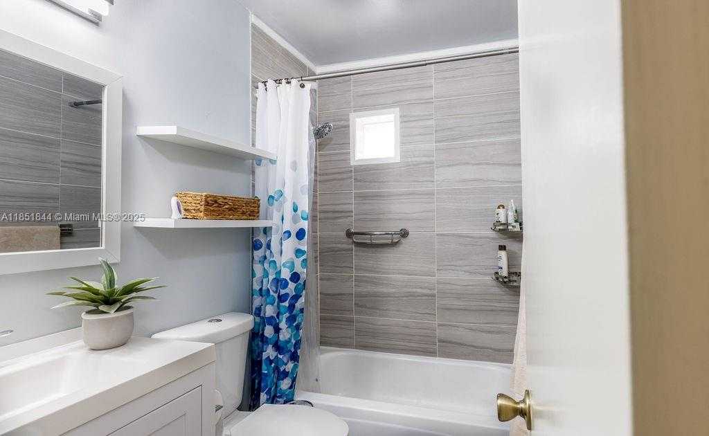 Small Image of 18446 NORTH WEST 21ST STREET, Pembroke Pines Number 18