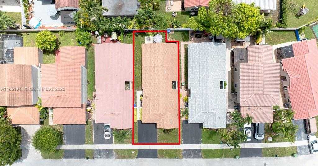 Small Image of 18446 NORTH WEST 21ST STREET, Pembroke Pines Number 29