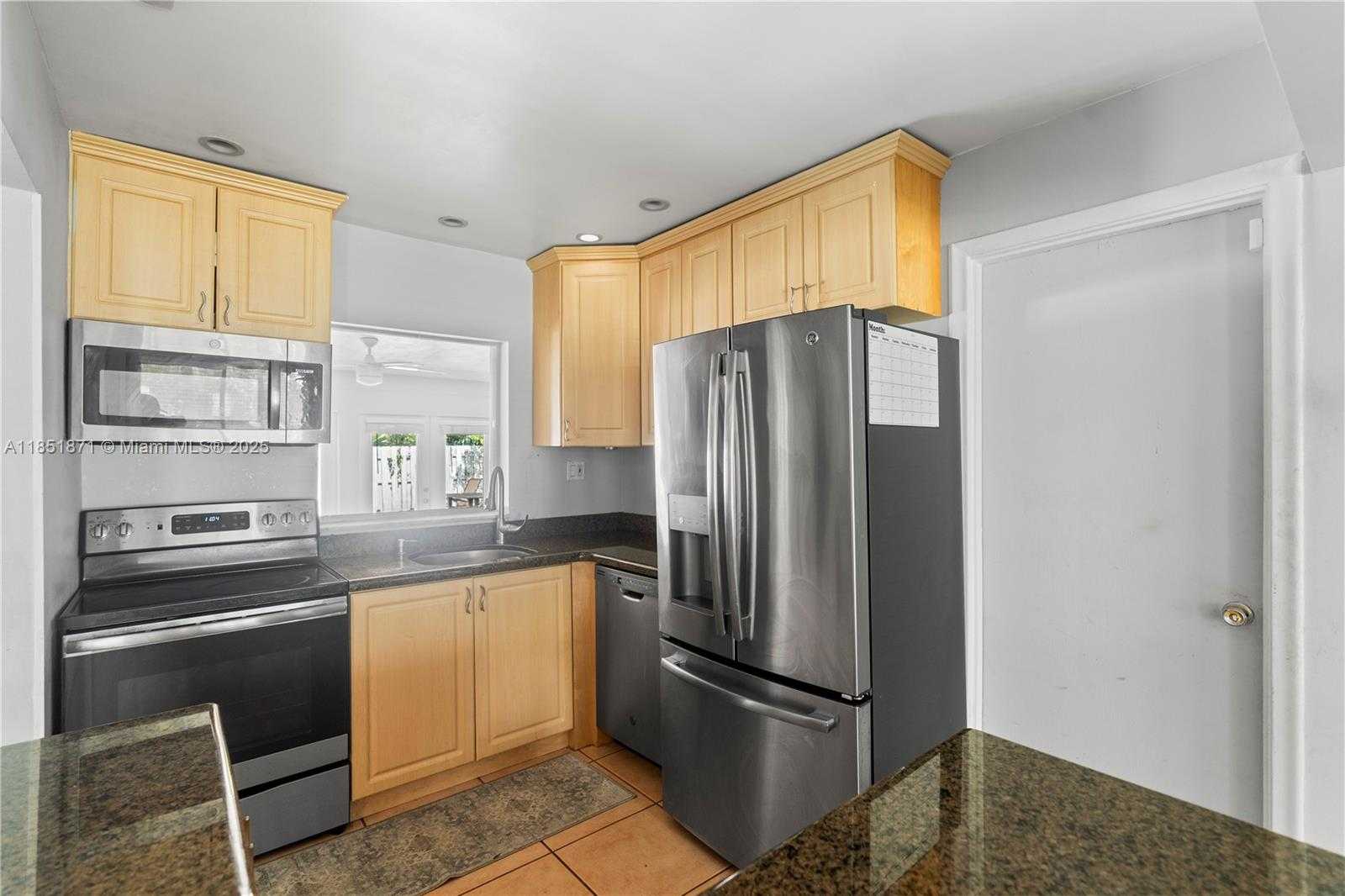 Small Image of 6121 NORTH WEST 45TH AVE, Fort Lauderdale Number 3