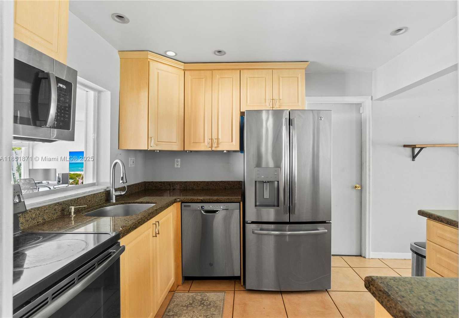 Small Image of 6121 NORTH WEST 45TH AVE, Fort Lauderdale Number 4