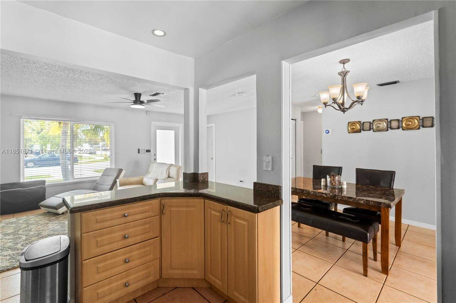 Small Image of 6121 NORTH WEST 45TH AVE, Fort Lauderdale Number 5