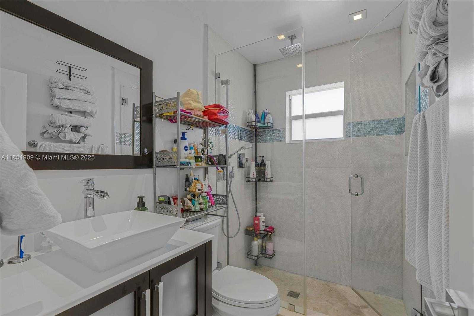 Small Image of 8220 SOUTH WEST 203RD ST, Cutler Bay Number 14