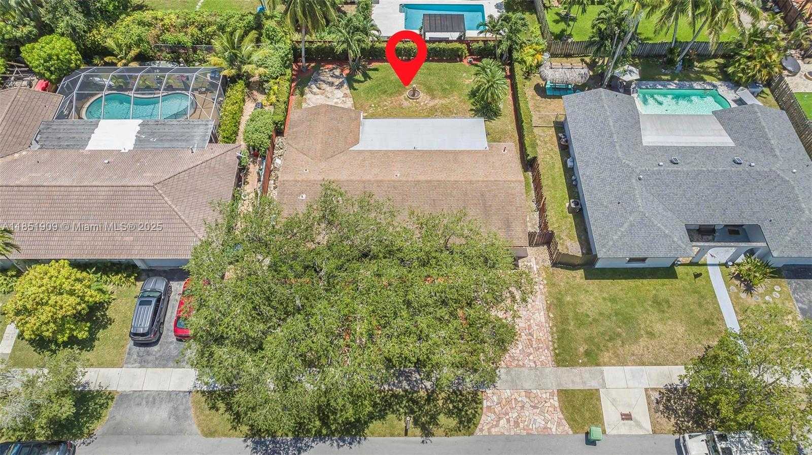Small Image of 8220 SOUTH WEST 203RD ST, Cutler Bay Number 26
