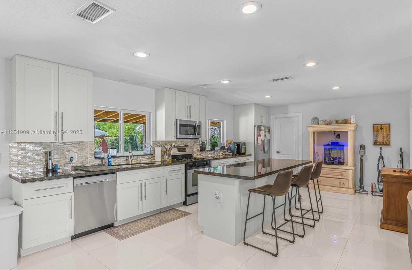 Small Image of 8220 SOUTH WEST 203RD ST, Cutler Bay Number 9