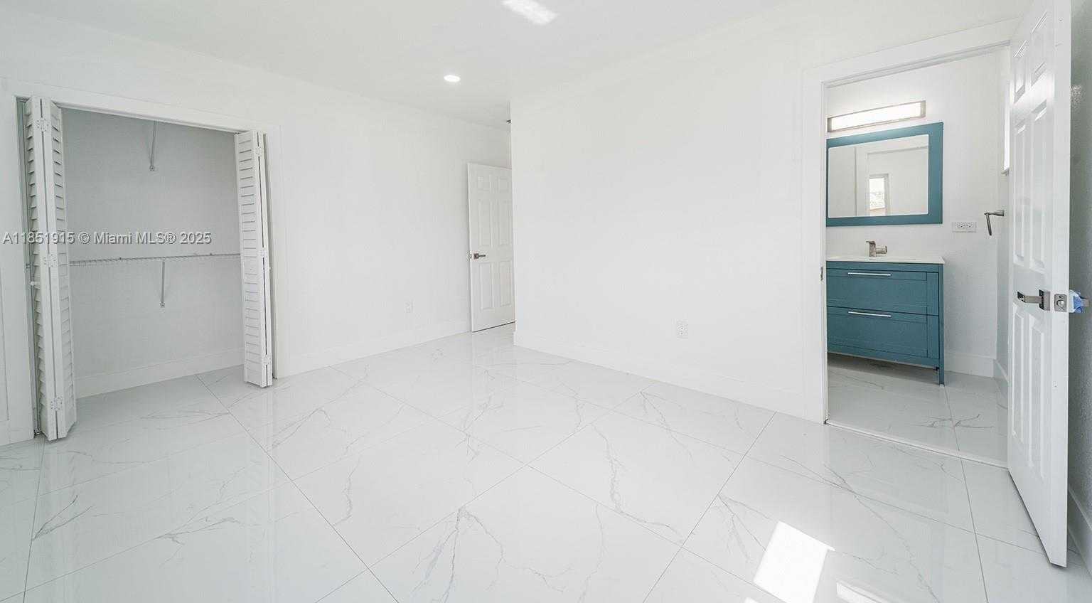 Small Image of 7721 INDIGO ST, Miramar Number 18