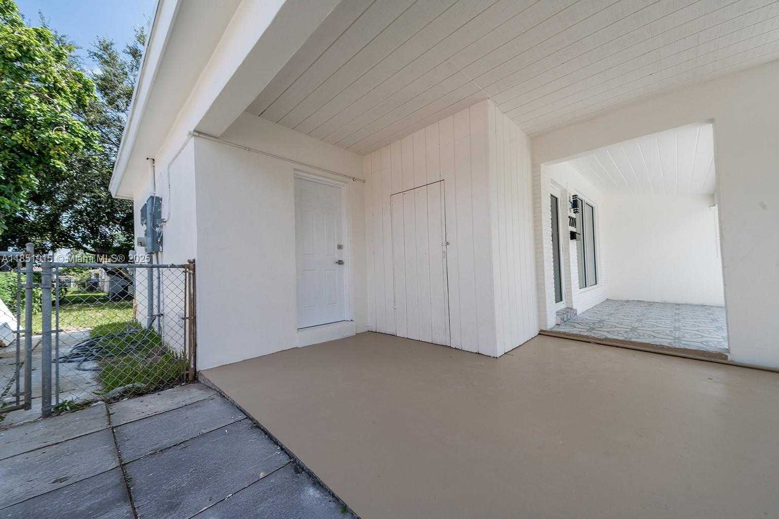 Small Image of 7721 INDIGO ST, Miramar Number 28