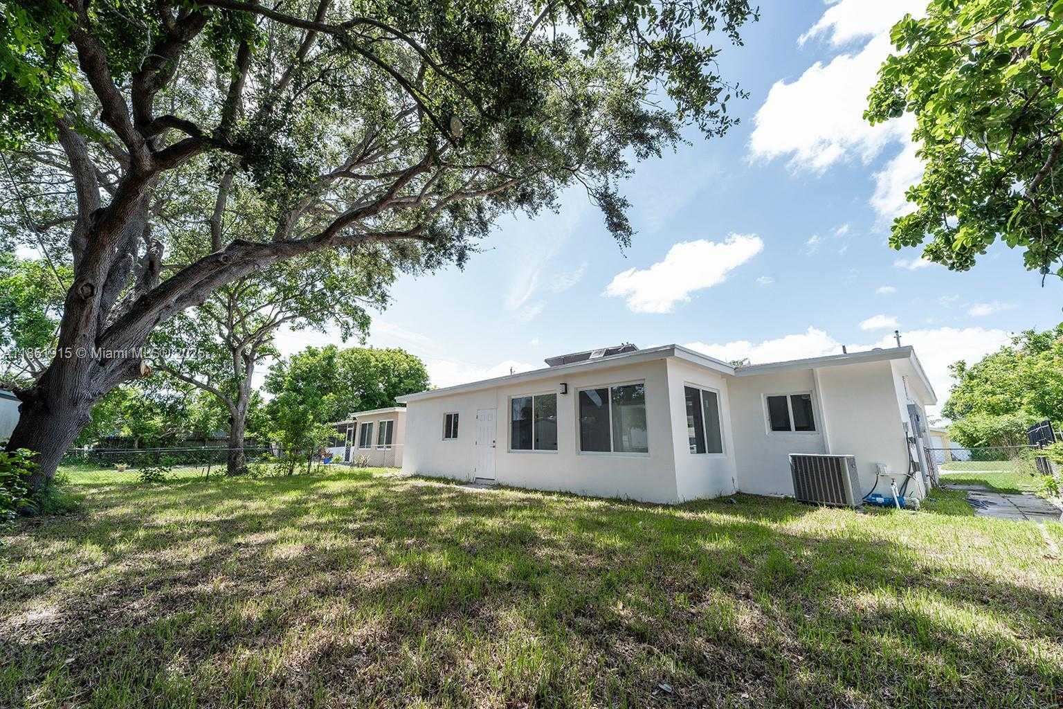Small Image of 7721 INDIGO ST, Miramar Number 30