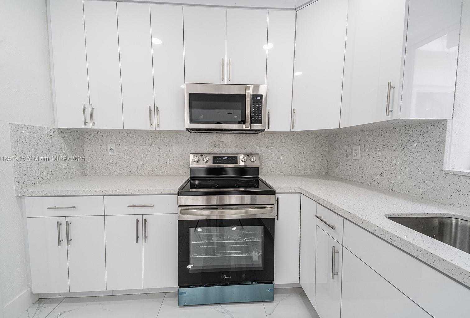 Small Image of 7721 INDIGO ST, Miramar Number 6