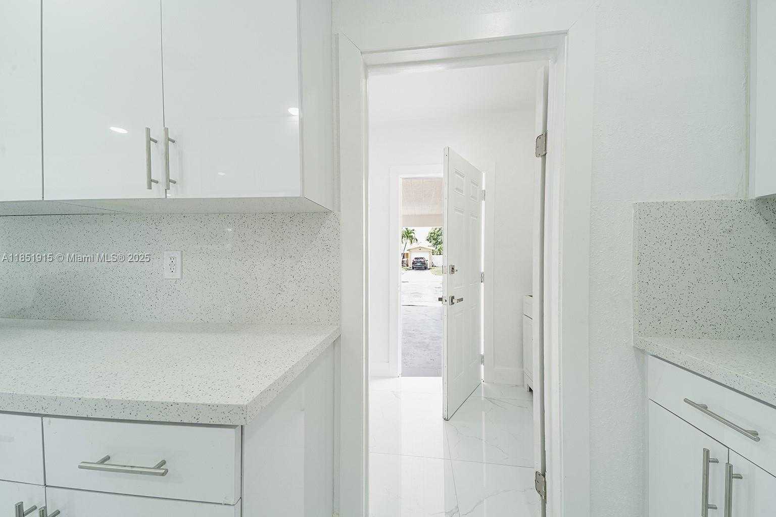 Small Image of 7721 INDIGO ST, Miramar Number 8