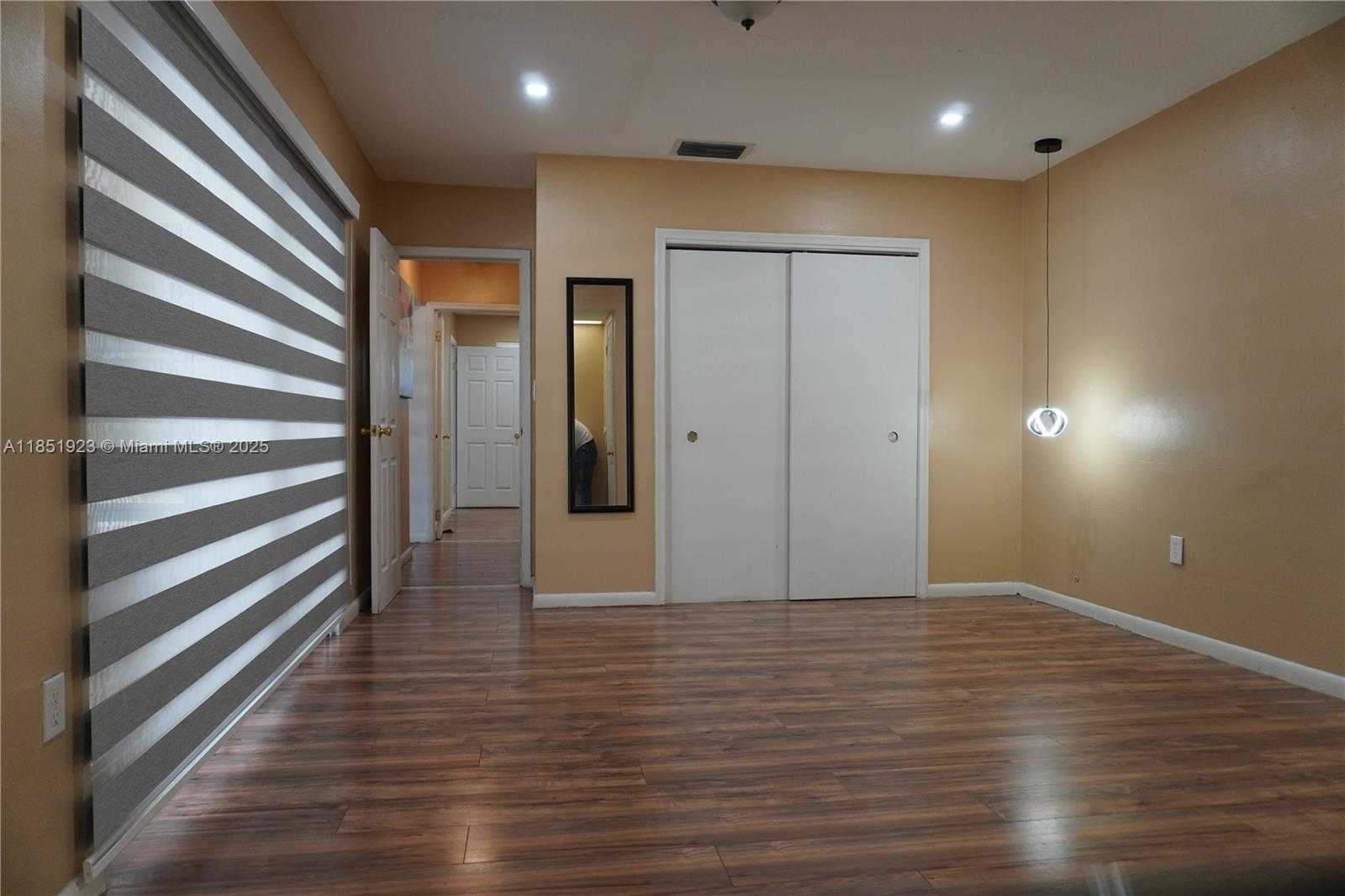 Small Image of 7140 NORTH WEST 24TH ST, Sunrise Number 15