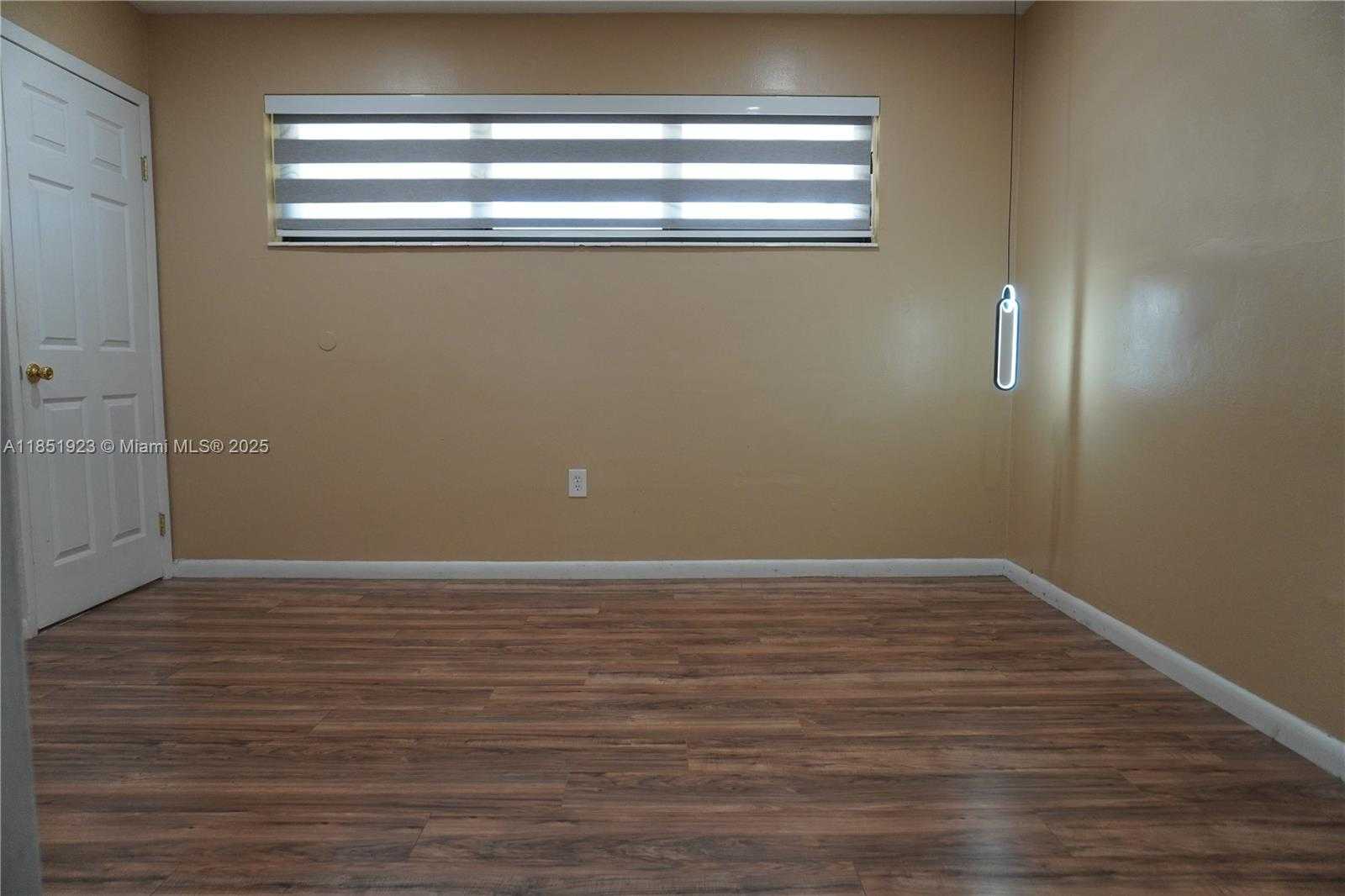 Small Image of 7140 NORTH WEST 24TH ST, Sunrise Number 8