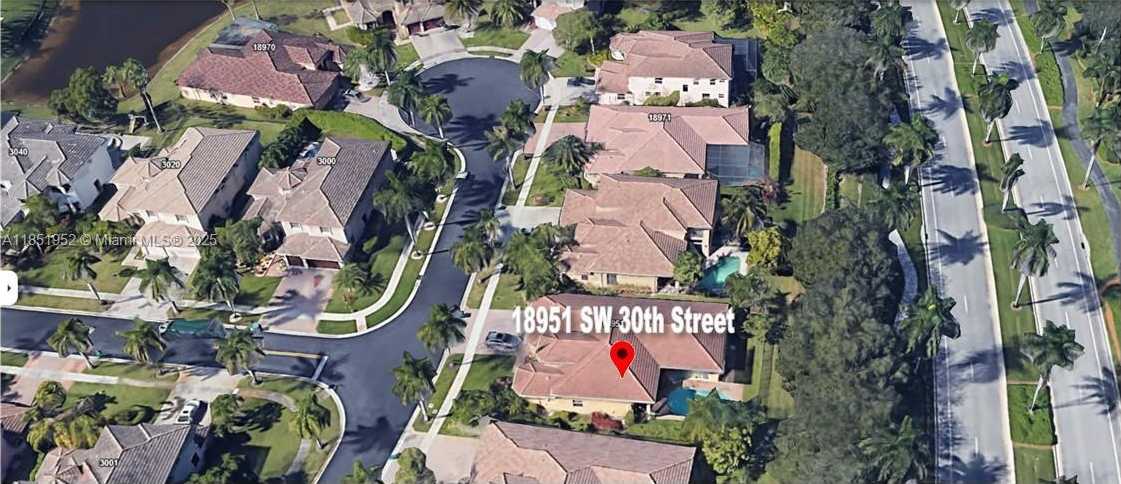 Small Image of 18951 SOUTH WEST 30 STREET, Miramar Number 63