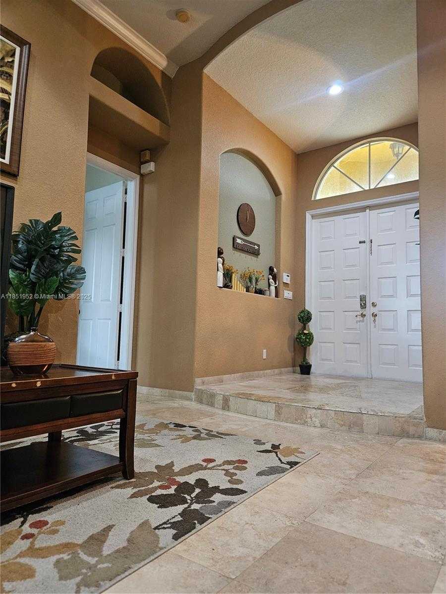 Small Image of 18951 SOUTH WEST 30 STREET, Miramar Number 9