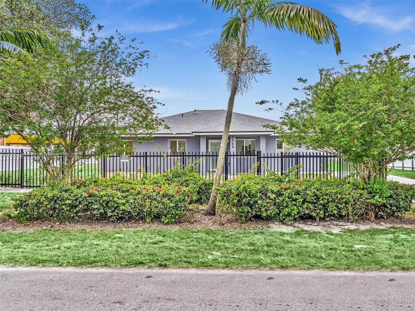 Small Image of 1140 NORTH EAST 139TH ST, North Miami Number 2