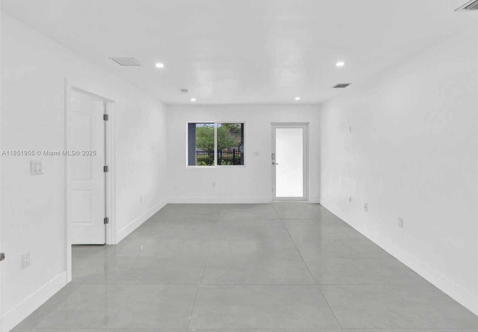 Small Image of 1140 NORTH EAST 139TH ST, North Miami Number 22