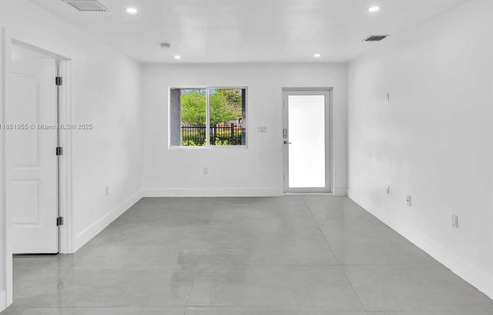 Small Image of 1140 NORTH EAST 139TH ST, North Miami Number 23