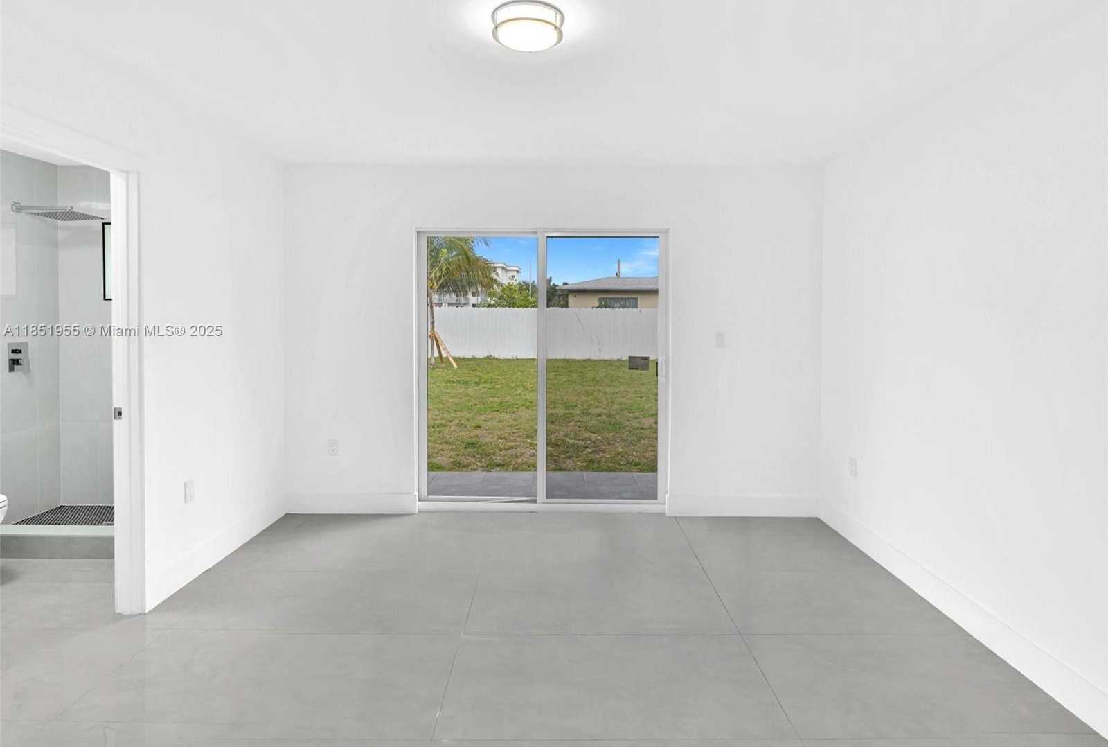 Small Image of 1140 NORTH EAST 139TH ST, North Miami Number 31