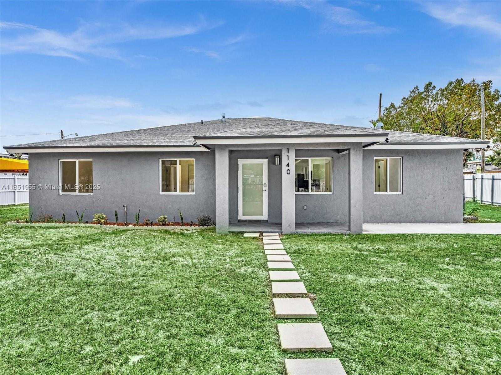 Small Image of 1140 NORTH EAST 139TH ST, North Miami Number 4