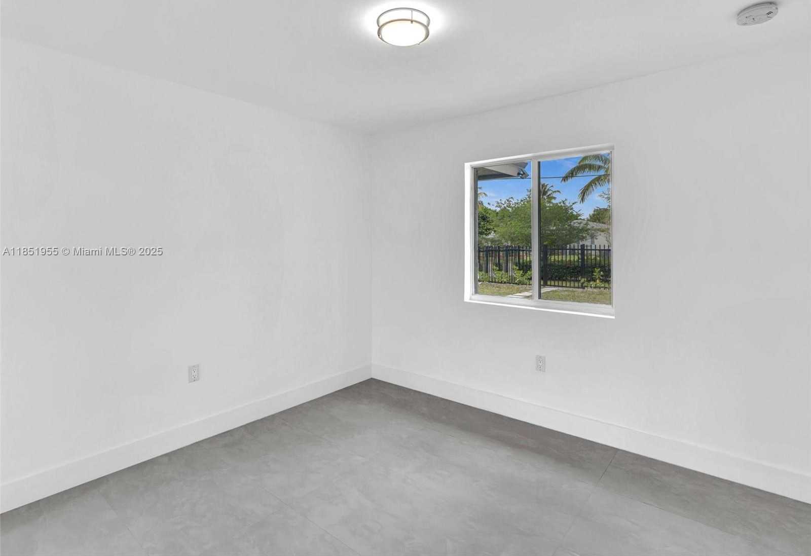 Small Image of 1140 NORTH EAST 139TH ST, North Miami Number 42