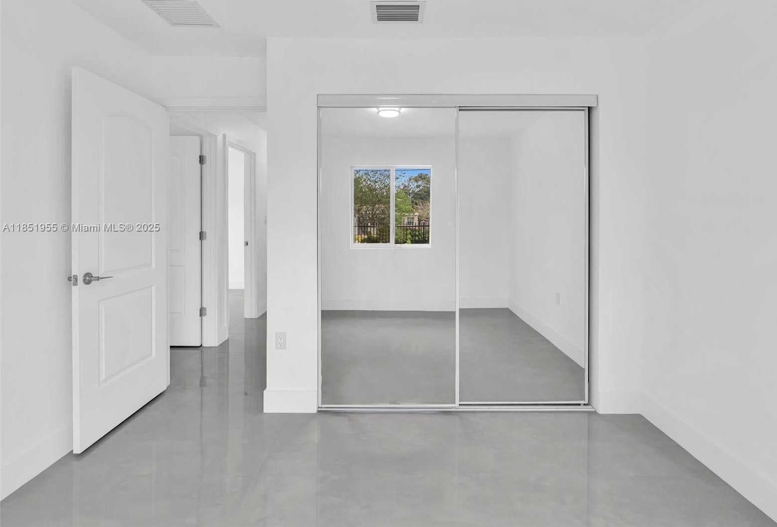 Small Image of 1140 NORTH EAST 139TH ST, North Miami Number 43