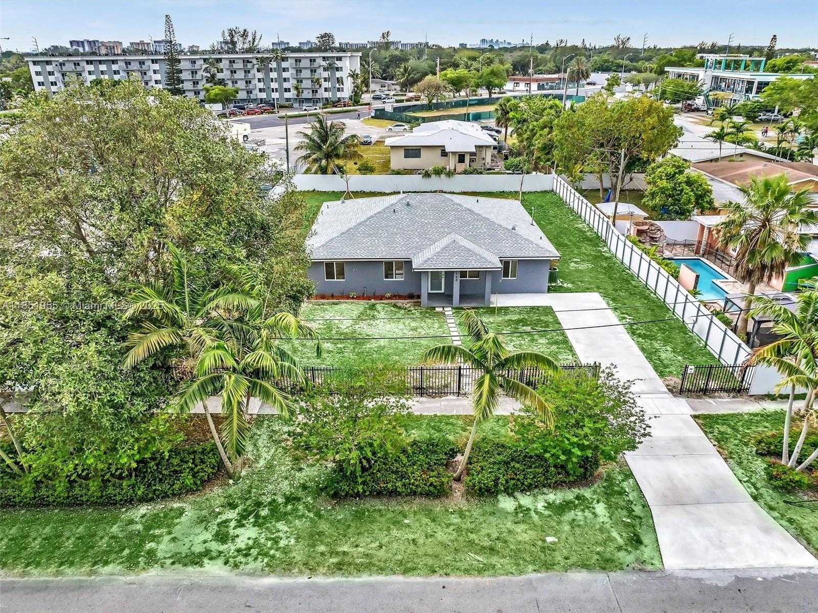 Small Image of 1140 NORTH EAST 139TH ST, North Miami Number 45