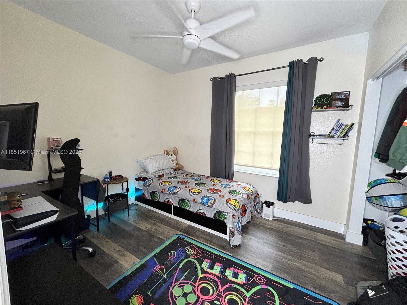 Small Image of 4926 PELICAN ST, Coconut Creek Number 16