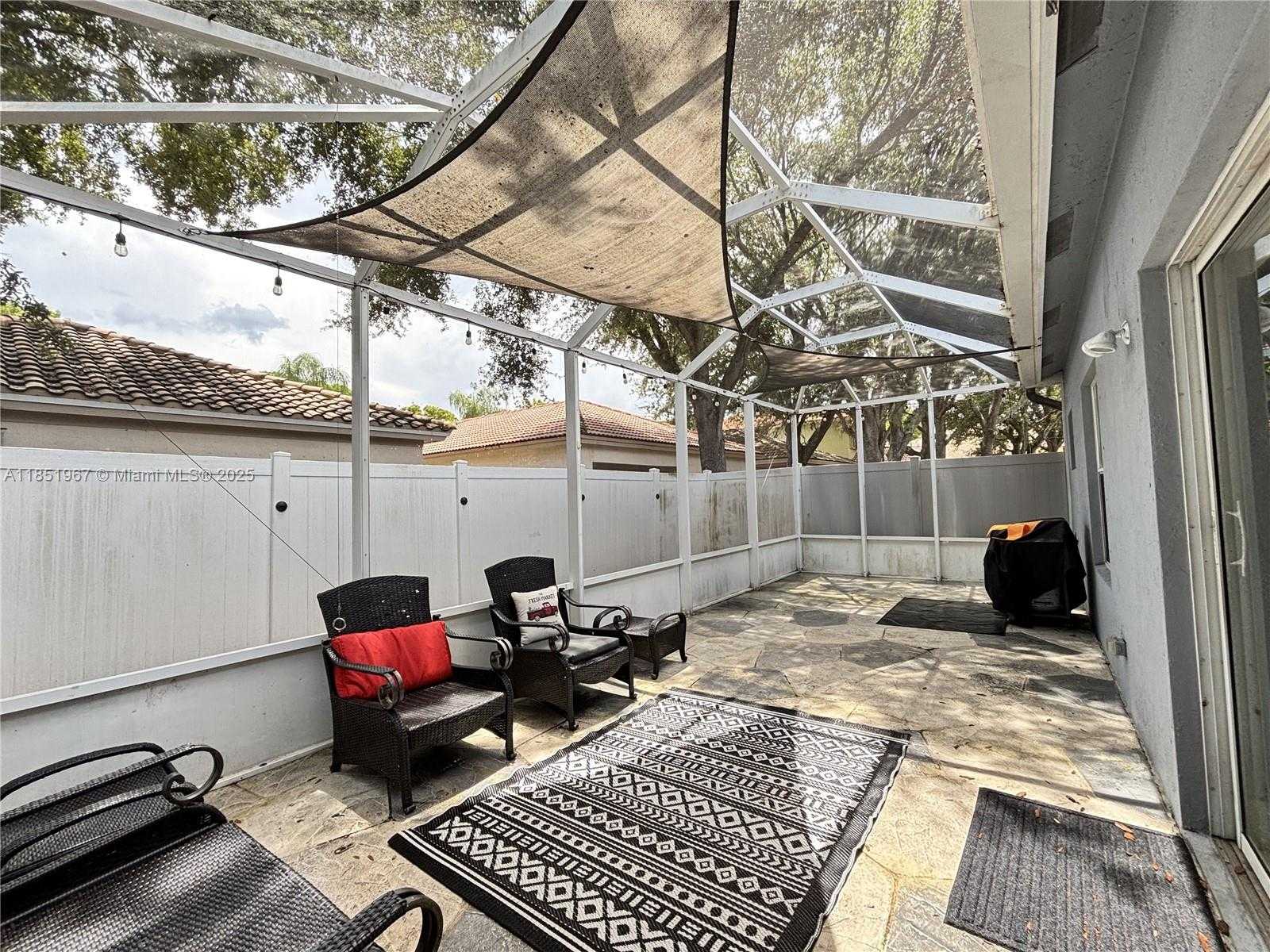 Small Image of 4926 PELICAN ST, Coconut Creek Number 18