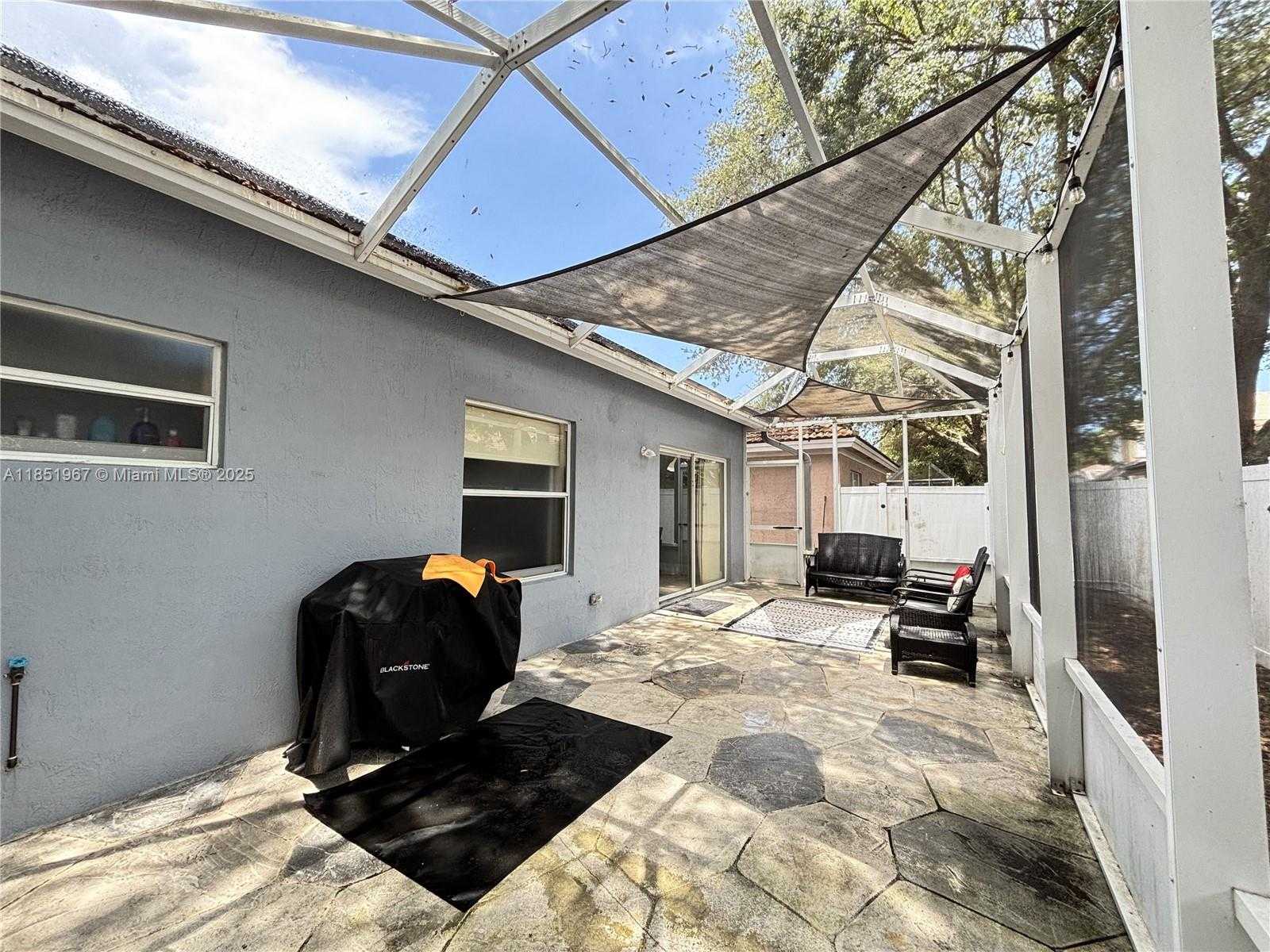 Small Image of 4926 PELICAN ST, Coconut Creek Number 19