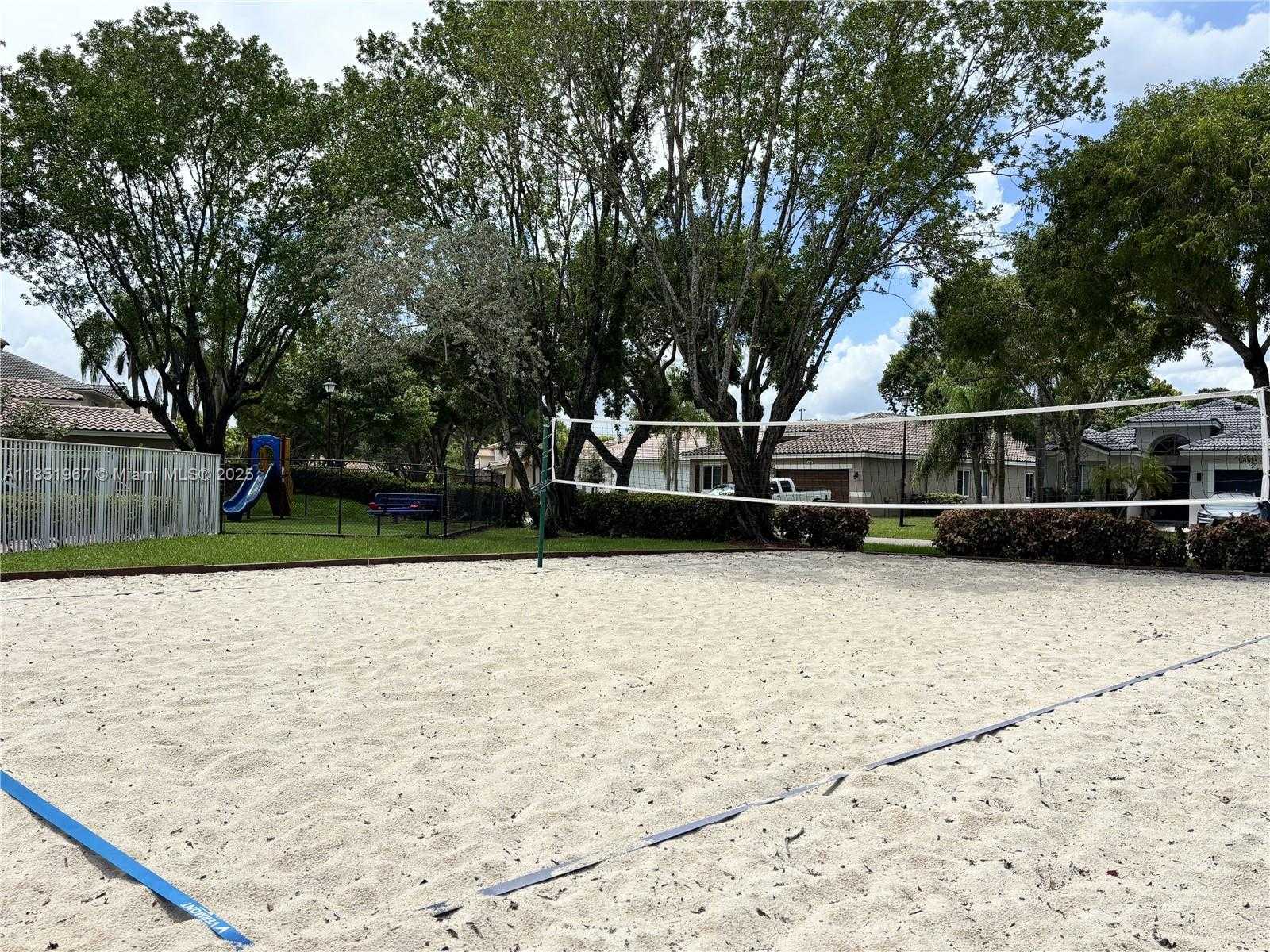 Small Image of 4926 PELICAN ST, Coconut Creek Number 24