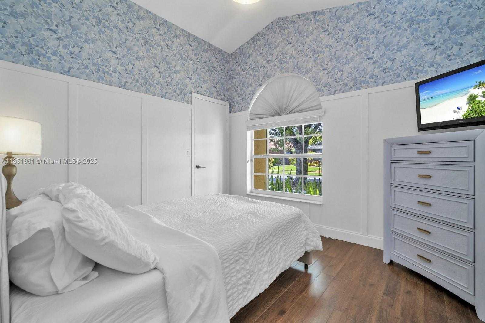 Small Image of 11575 SOUTH QUAYSIDE DR, Cooper City Number 22