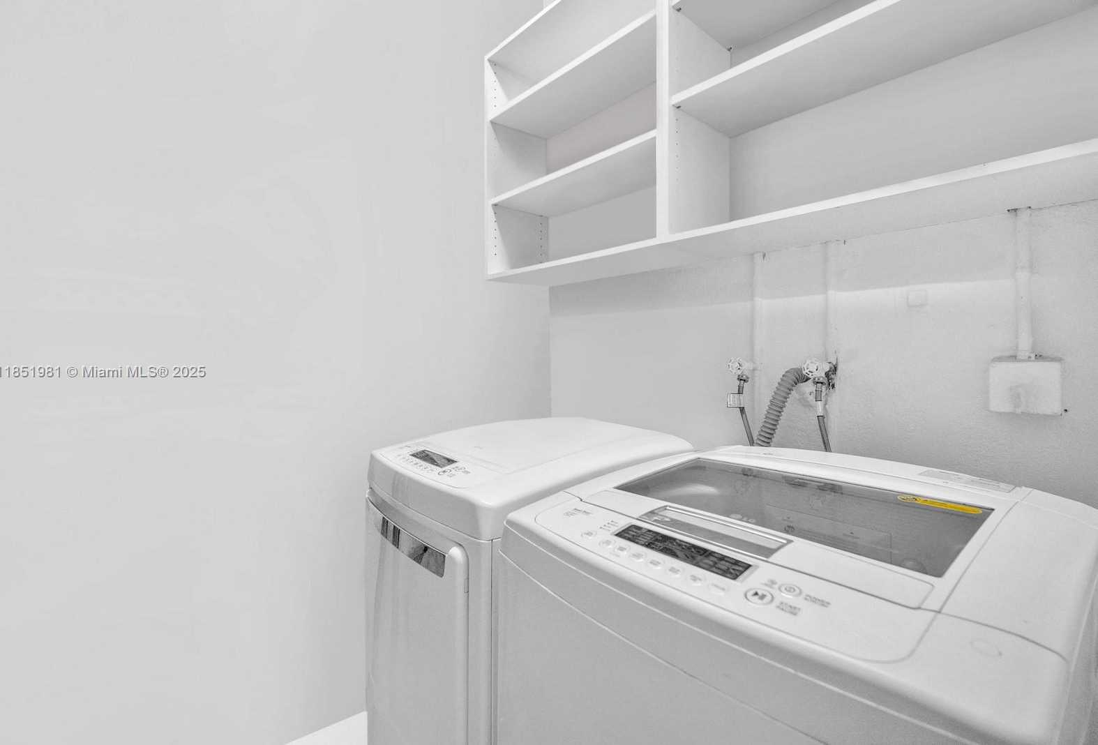 Small Image of 11575 SOUTH QUAYSIDE DR, Cooper City Number 25