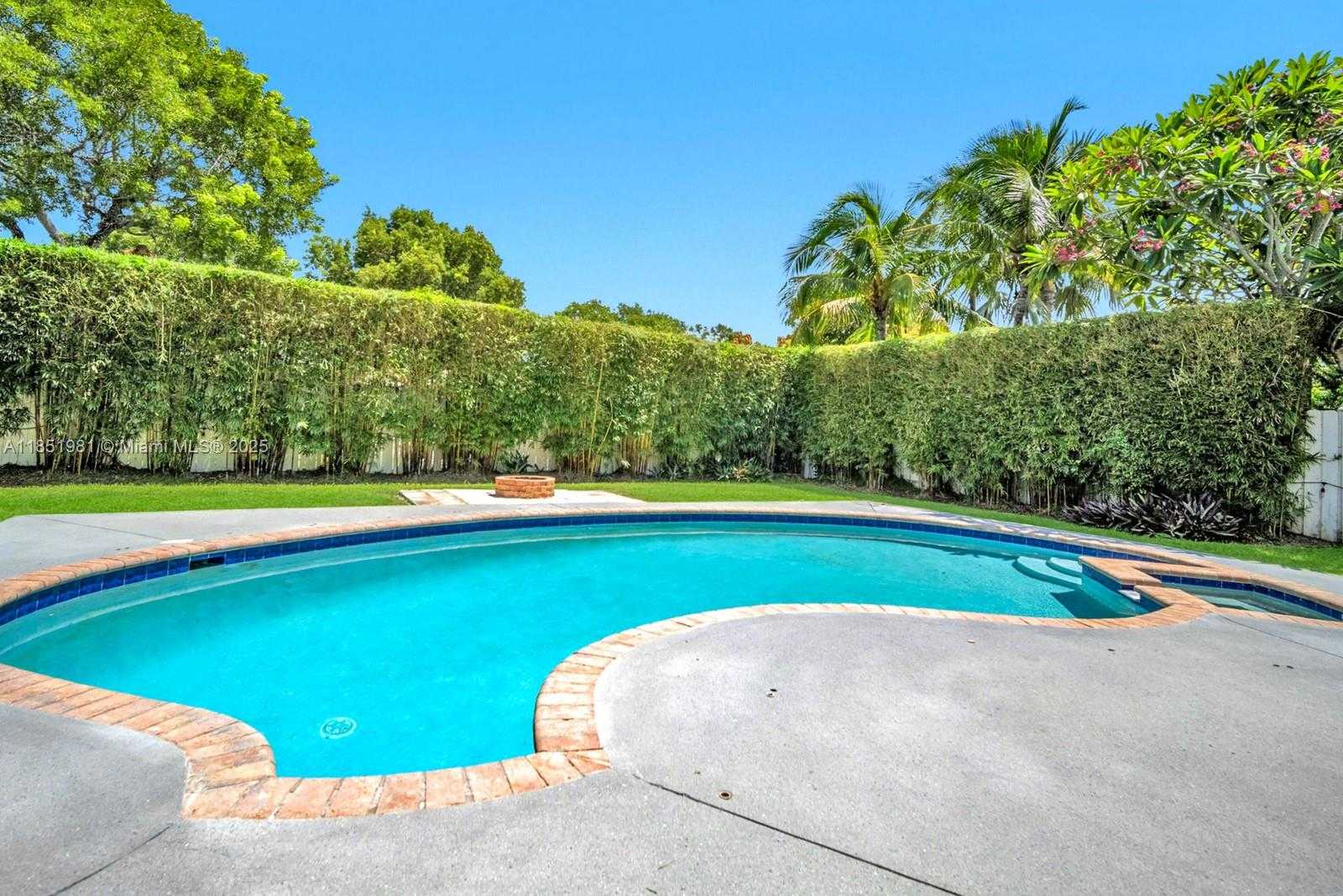 Small Image of 11575 SOUTH QUAYSIDE DR, Cooper City Number 28