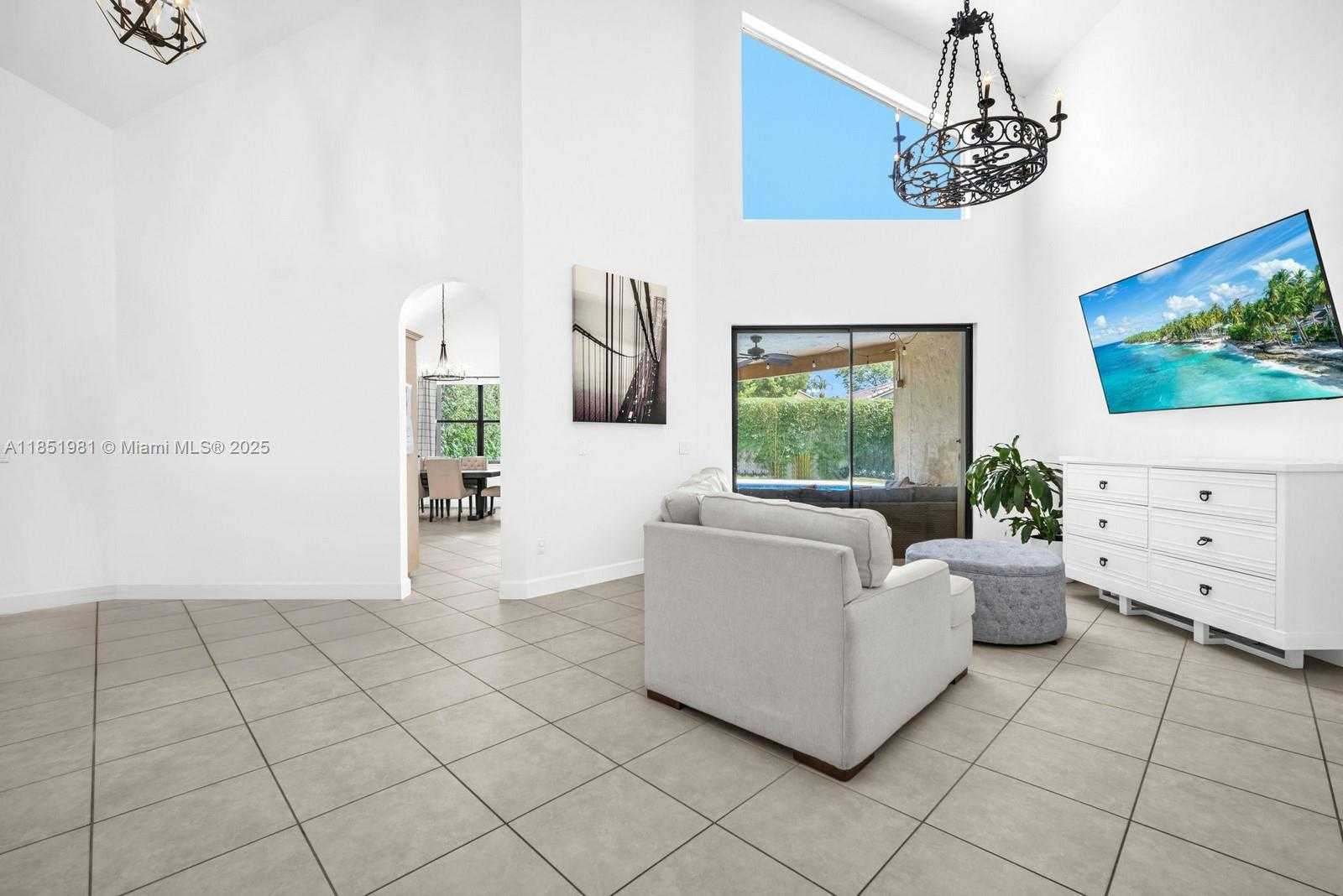 Small Image of 11575 SOUTH QUAYSIDE DR, Cooper City Number 7
