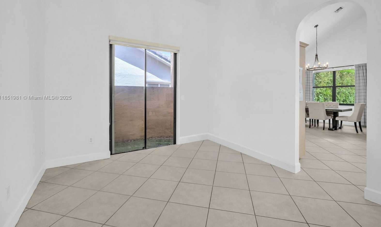 Small Image of 11575 SOUTH QUAYSIDE DR, Cooper City Number 8