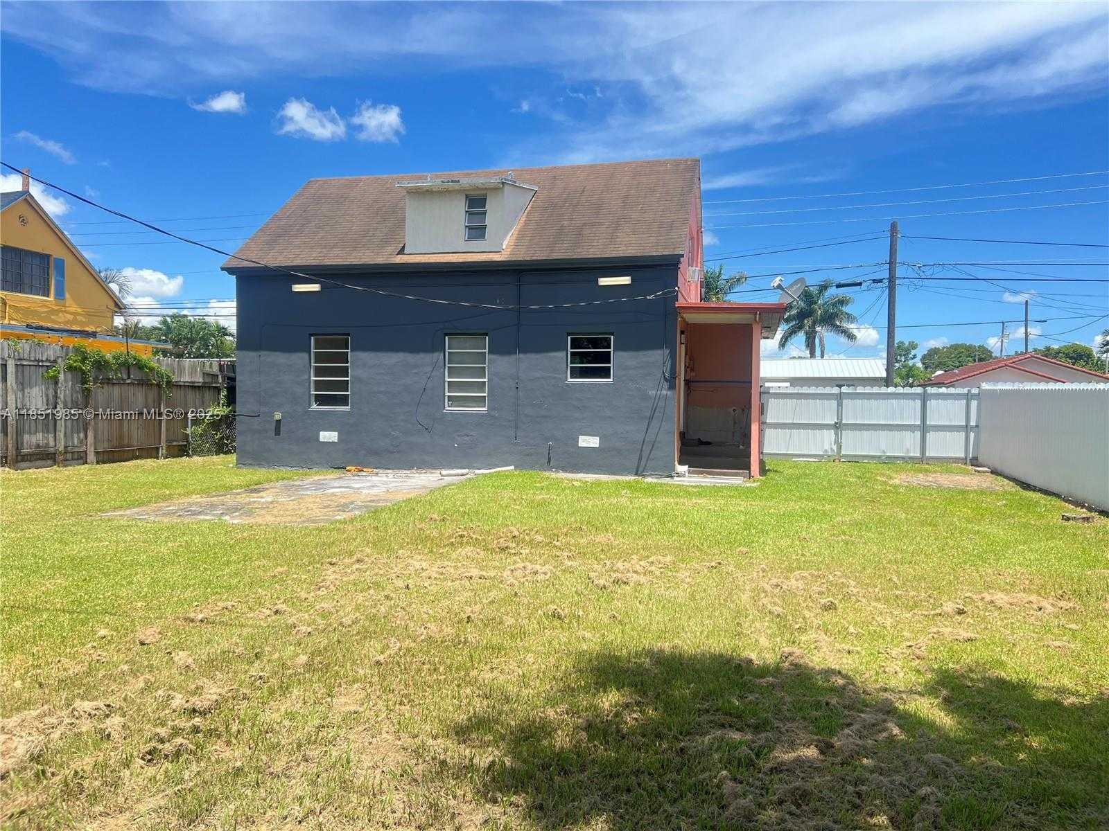 Small Image of 3450 NORTH WEST 14TH ST, Miami Number 10