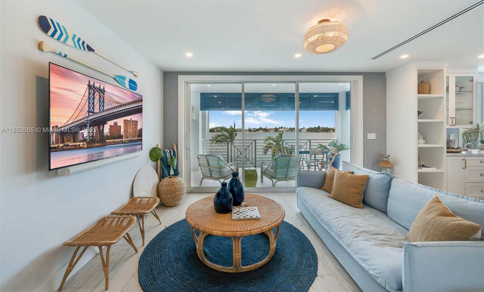 Small Image of 16745 TAMARIND RD, Sugarloaf Number 24