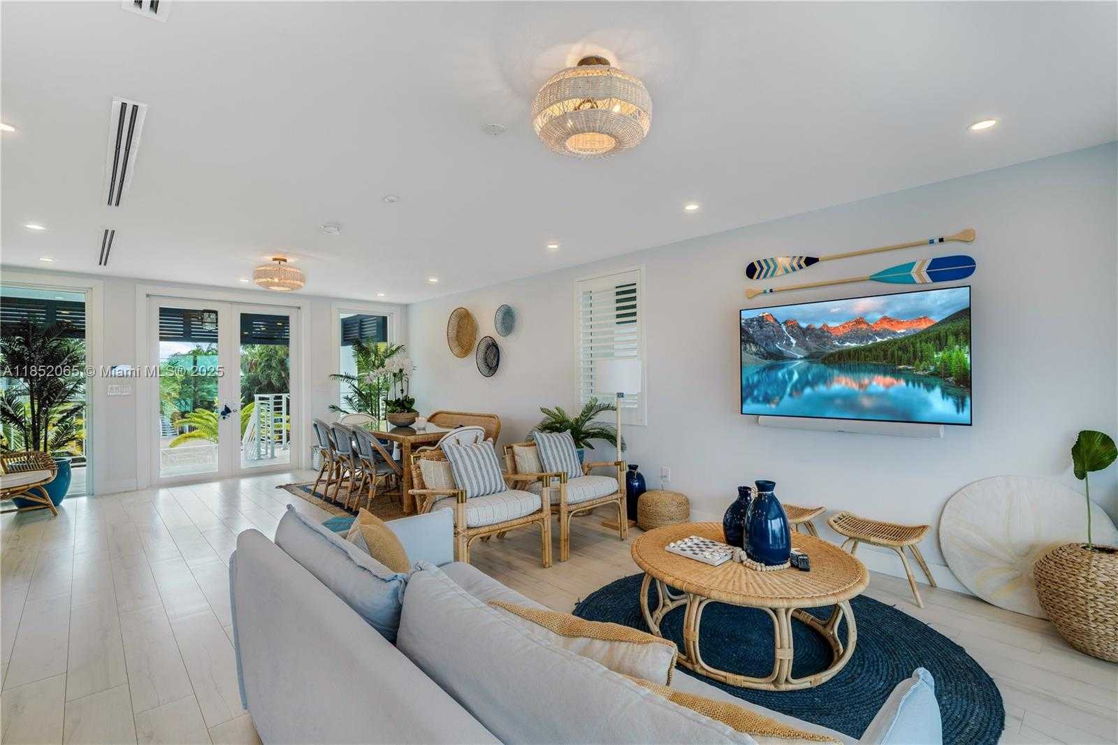 Small Image of 16745 TAMARIND RD, Sugarloaf Number 32